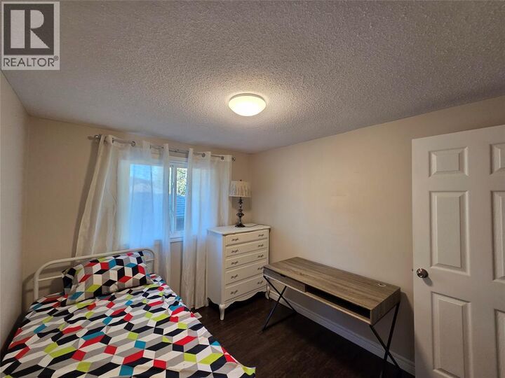 Property Photo:  899 Prestwick Crescent Rm#4  ON N7S 4J6 