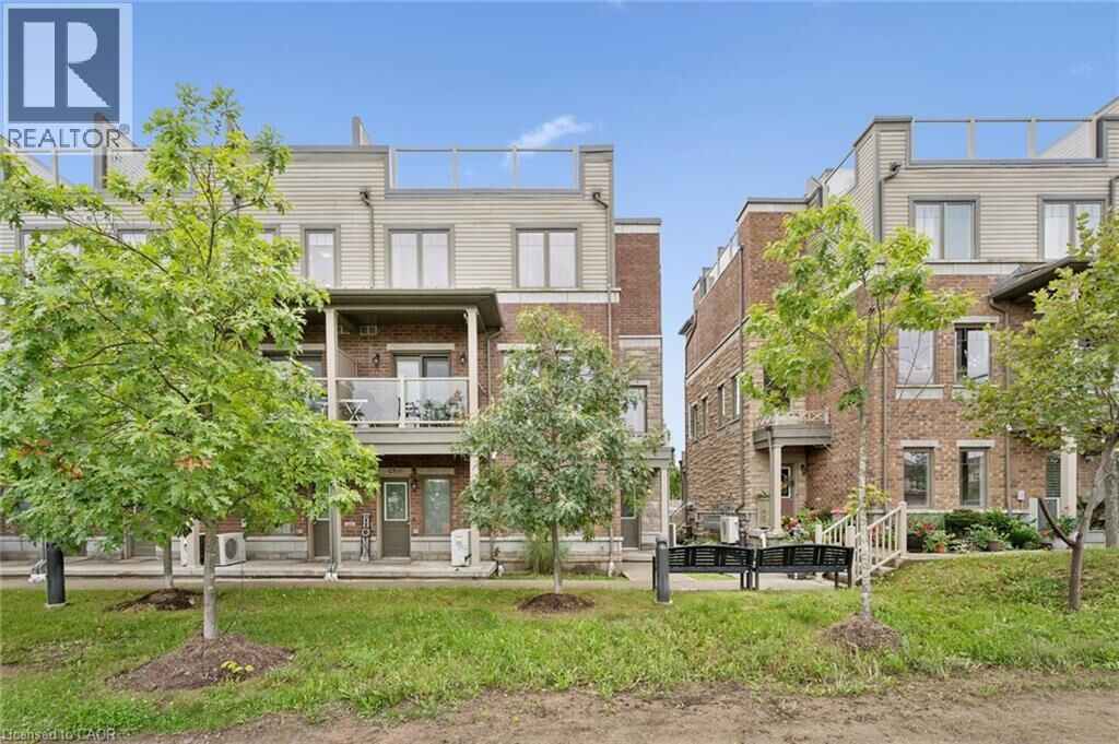 Property Photo:  70 Willowrun Drive #C8  ON N2A 0J3 