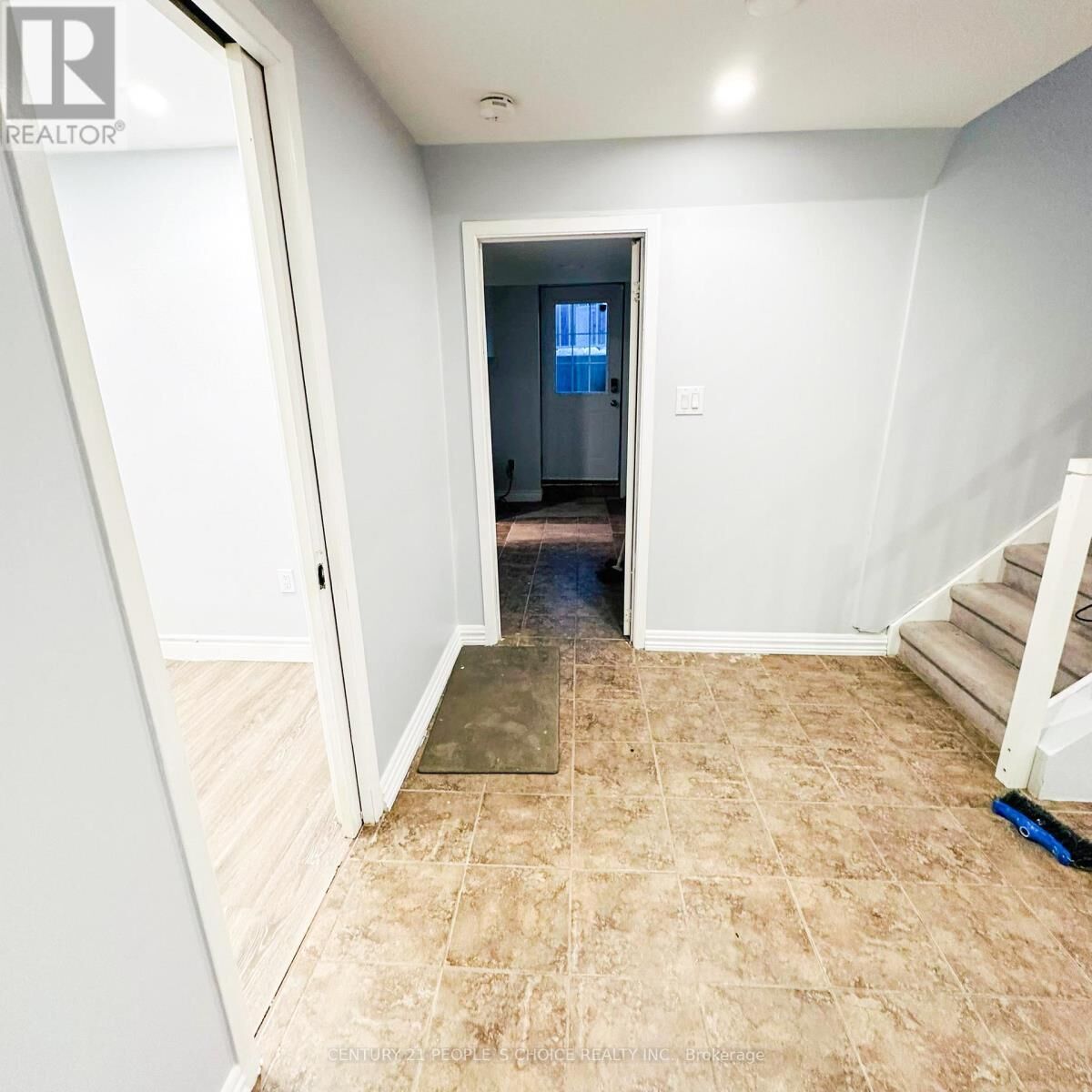 Property Photo:  41 Coomer Crescent  ON L1T 3C7 