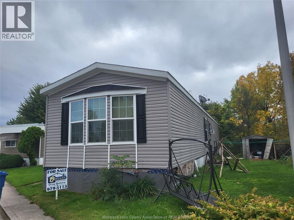 Property Photo:  21 Wilder South  ON N8N 2S9 