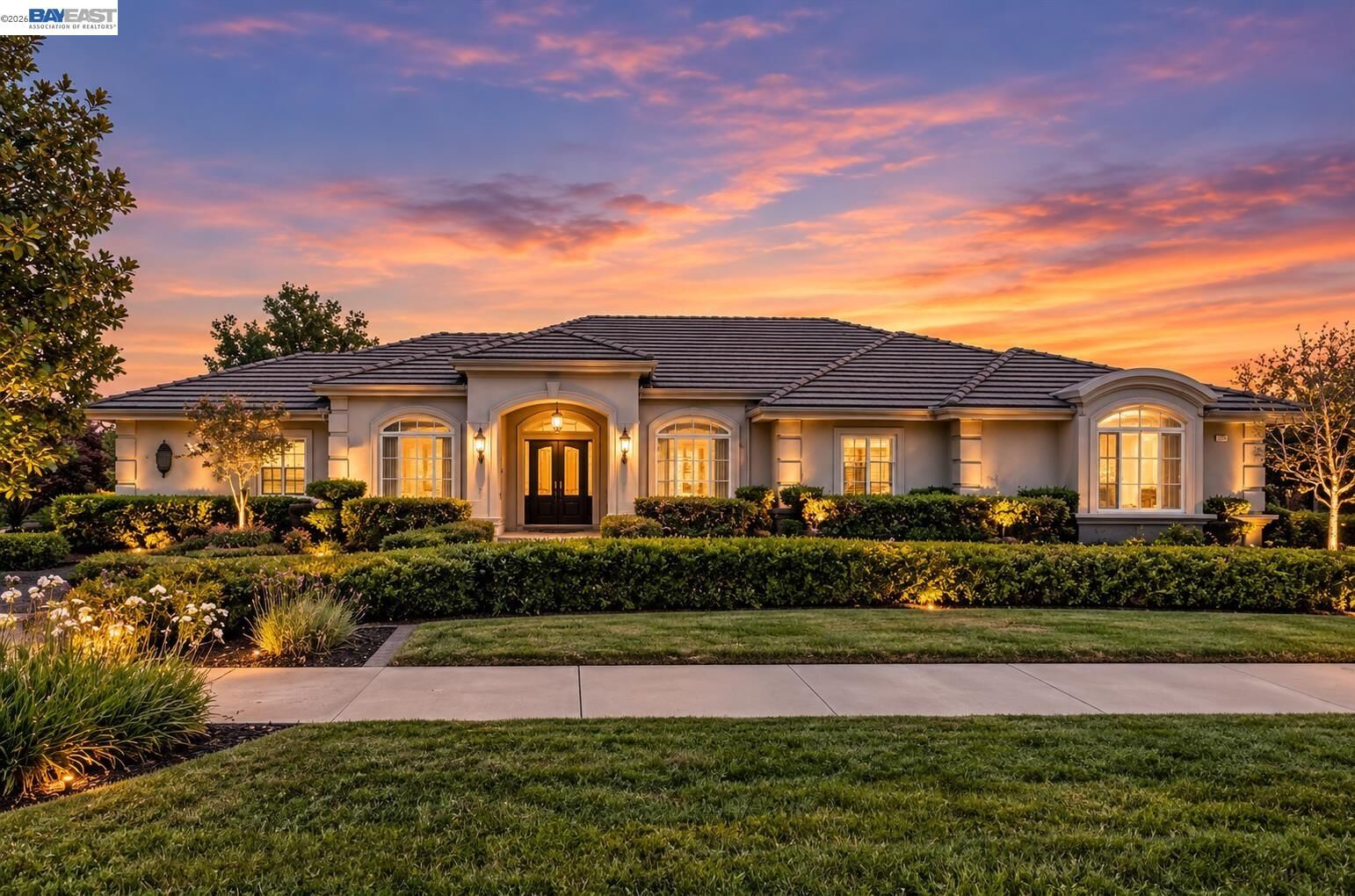 Property Photo:  1377 Piemonte Dr  CA 94566 