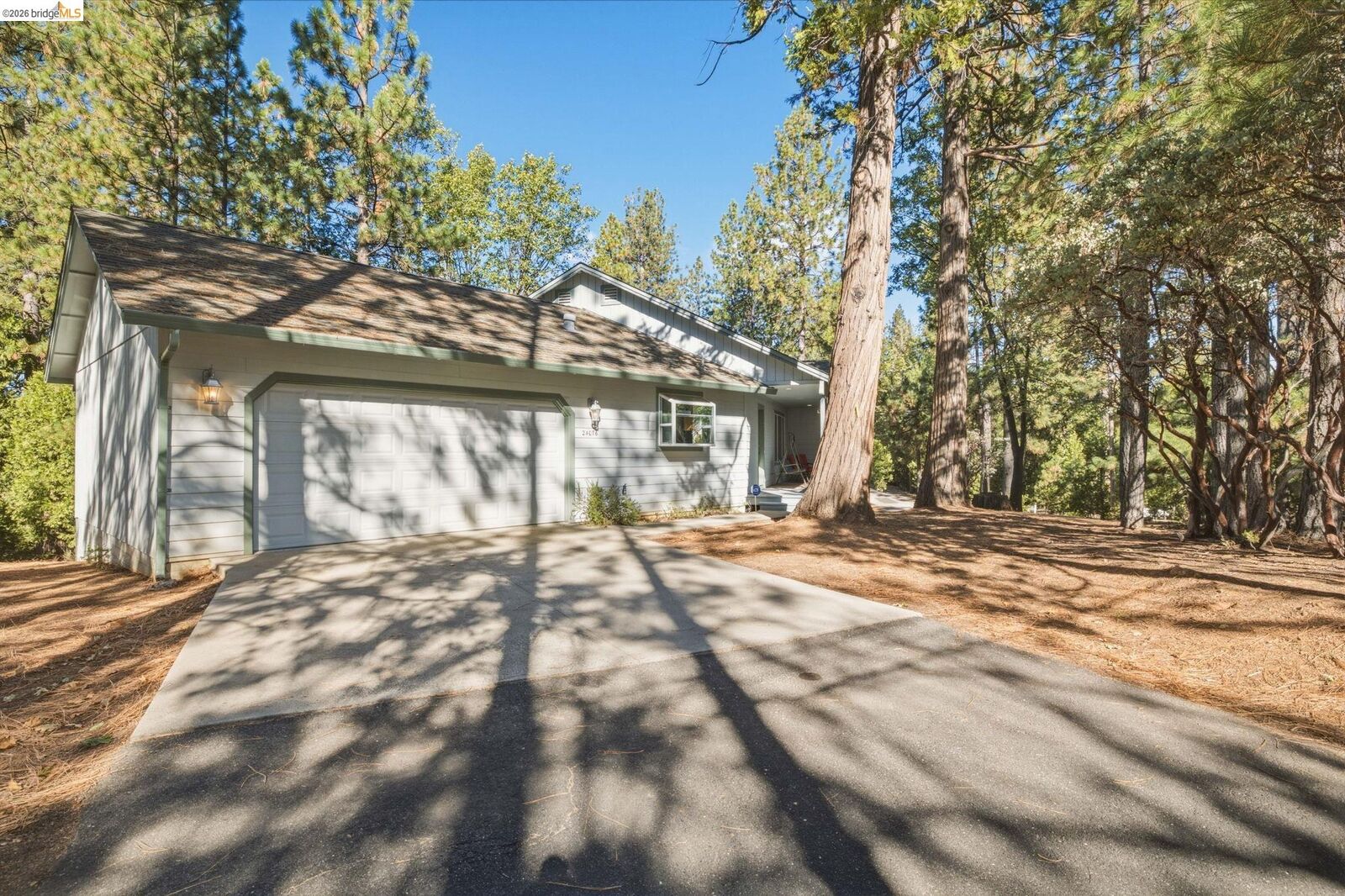 Property Photo:  24076 S Bear Clover Ct.  CA 95370 