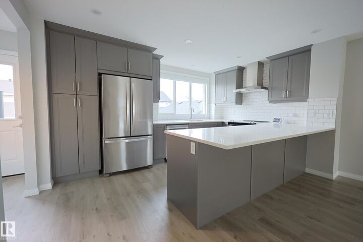 Property Photo:  30 Nettle Crescent  AB T8N 7Z8 