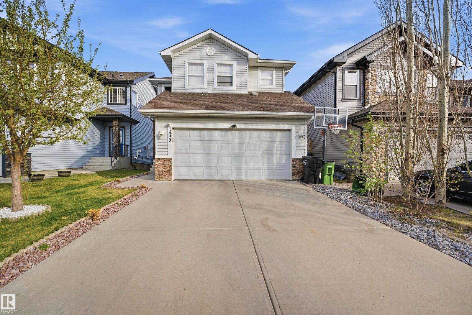 Property Photo:  1453 Hays Way NW  AB T6M 0M4 