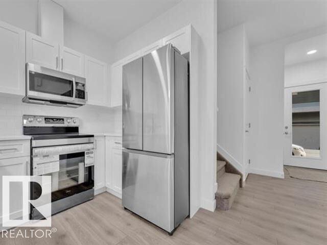 Property Photo:  2710 66 Street SW  AB T6X 3H4 
