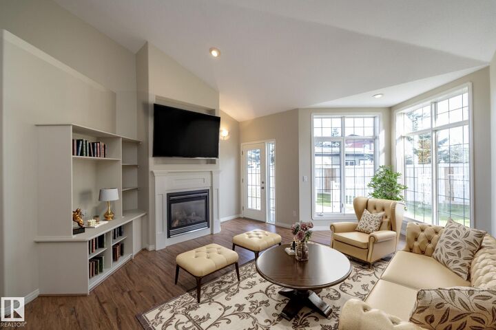 Property Photo:  2 Briarwood Village  AB T7Z 2R4 