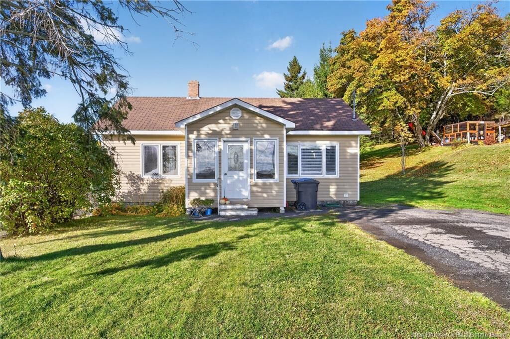 Property Photo: 194 Renfrew Street NB E8C 2K3