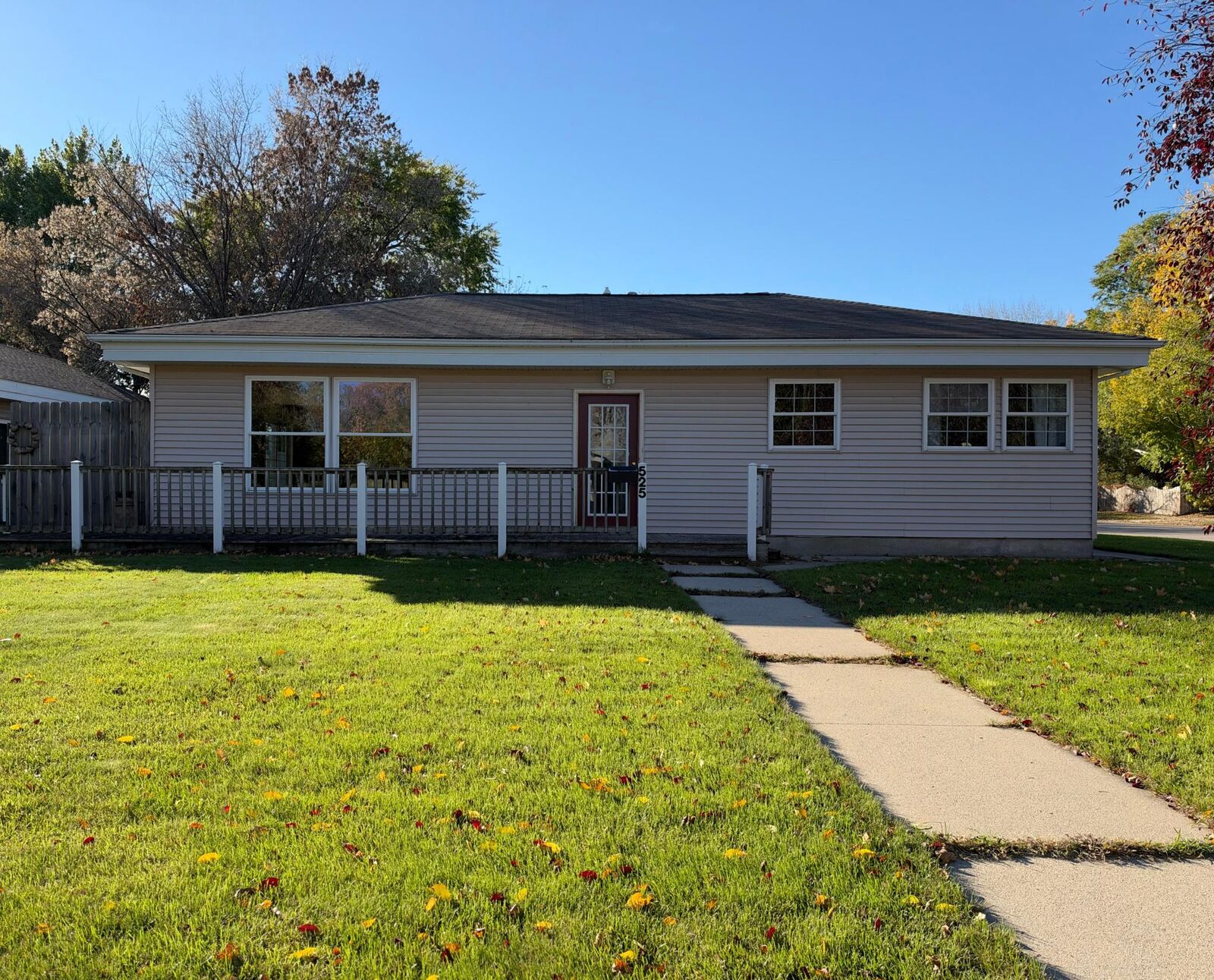 Property Photo:  525 State Avenue N  MN 56701 