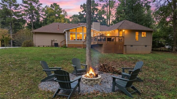 Property Photo: 5925 Camp Chase GA 30040