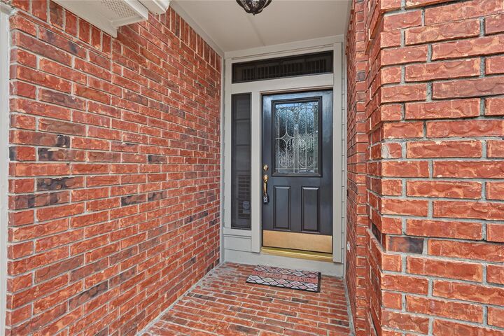 Property Photo: 835 Maplewood Falls Court TX 77062