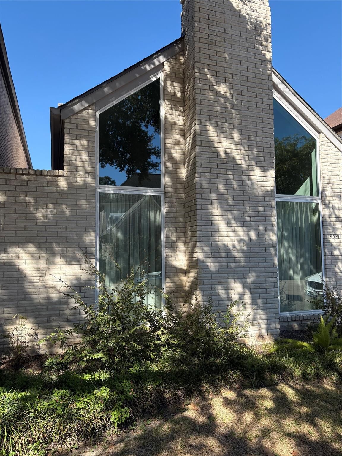 Property Photo:  9590 Doliver Drive  TX 77063 