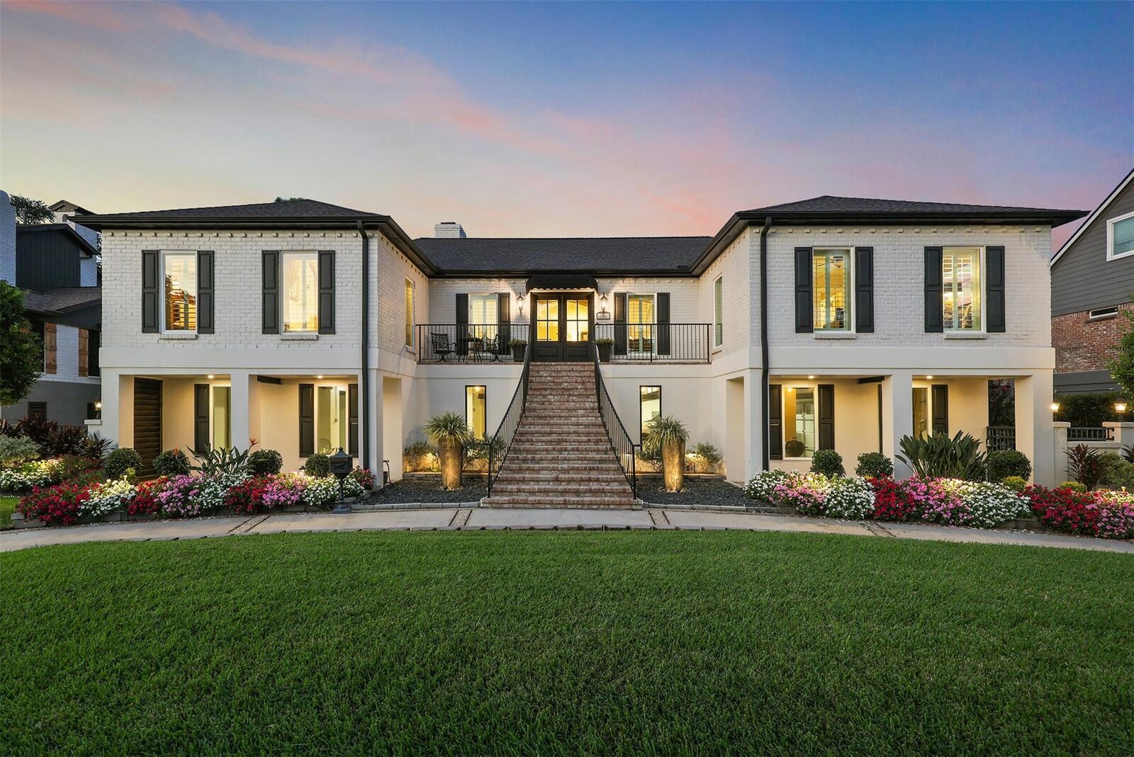 Property Photo: 18607 Point Lookout Drive TX 77058