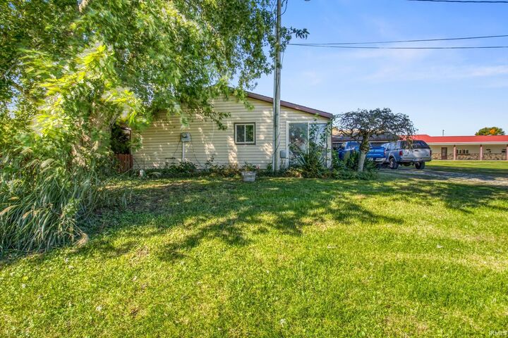 Property Photo:  5222 S Groveland Drive  IN 46701 