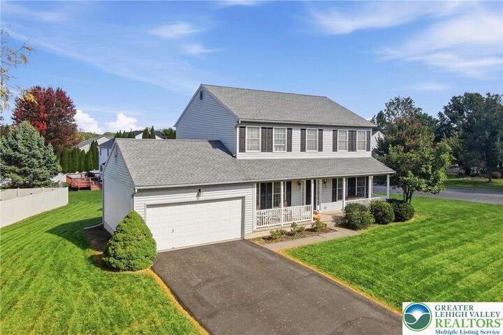 Property Photo:  2515 Steele Lane  PA 18040 