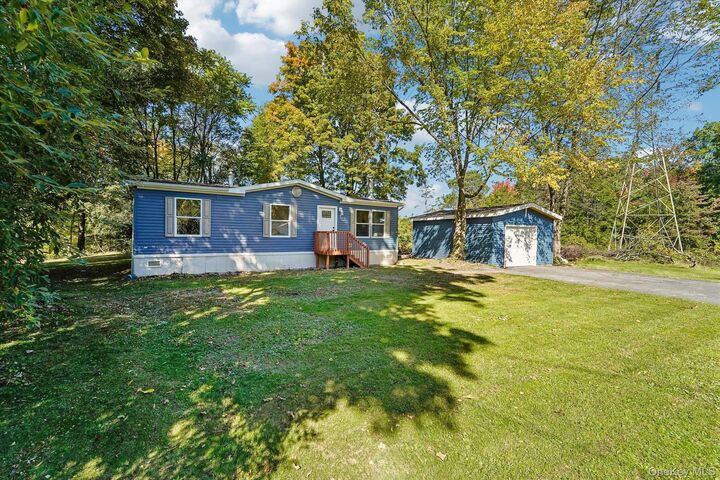 Property Photo:  5 Sayer Lane  NY 10940 