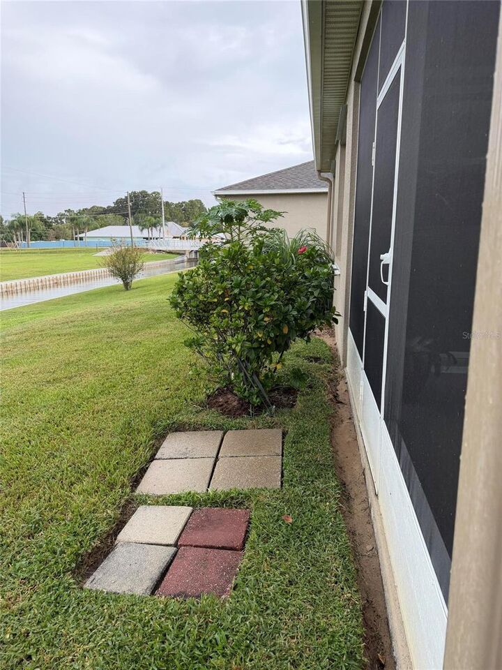 Property Photo:  168 Waterside Circle  FL 33880 