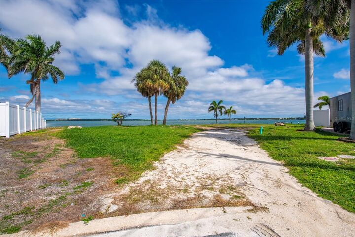 Property Photo:  840 123rd Avenue  FL 33706 