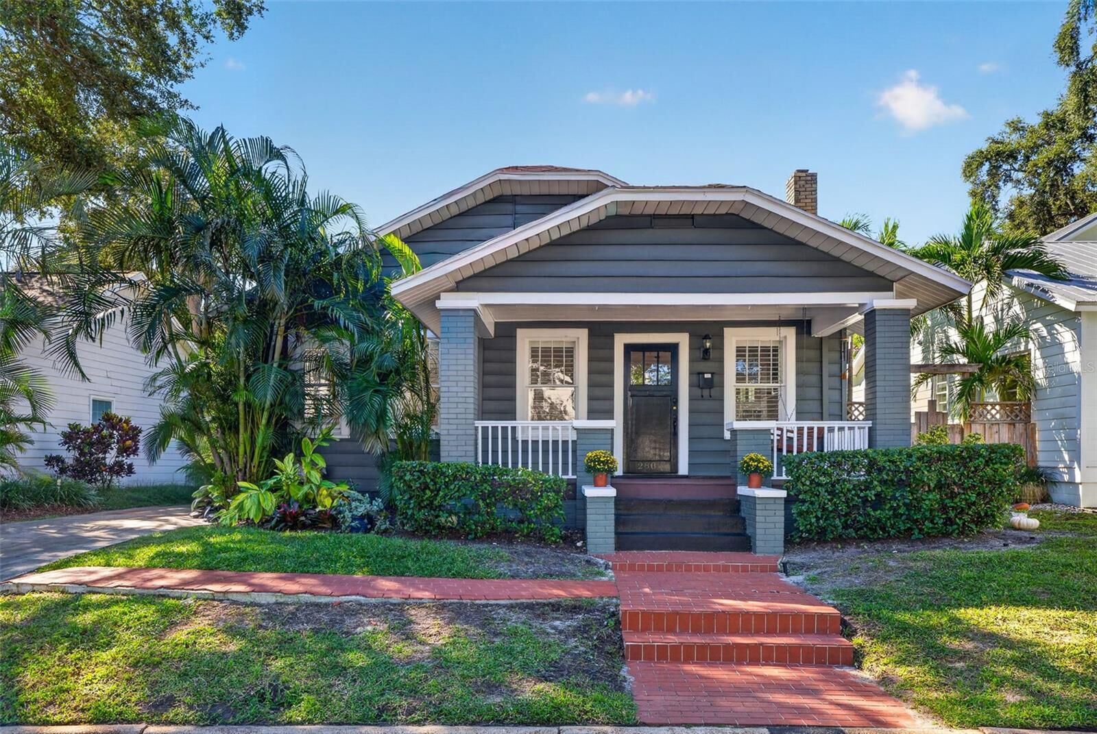 Property Photo:  2804 W Angeles Street  FL 33629 