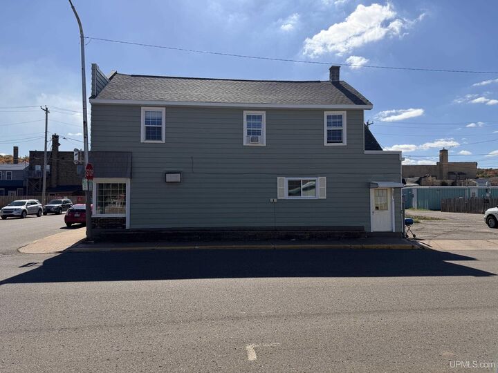 Property Photo: 200, 202 &Amp 204 S Pine Street MI 49849-2308
