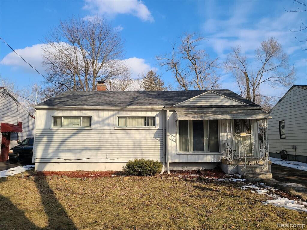 Property Photo:  3810 Kellar Avenue  MI 48504 