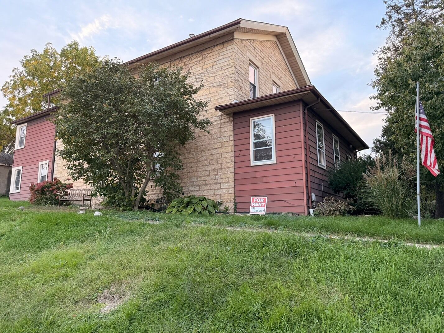 Property Photo: 16 E Illinois Street 1 IL 60439
