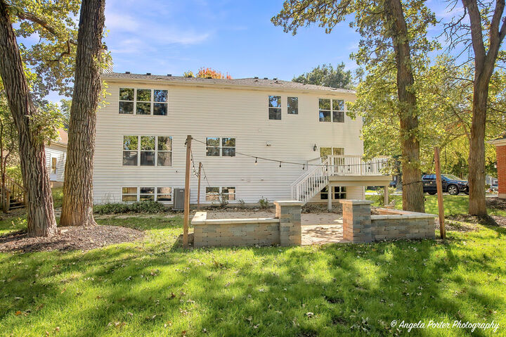 Property Photo:  606 Barberry Trail  IL 60021 