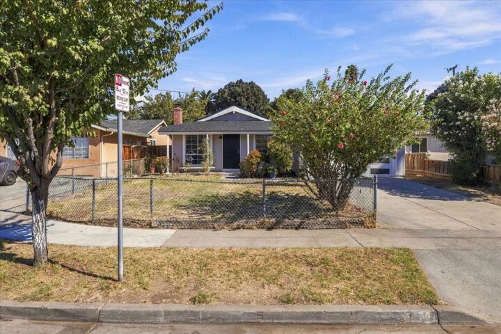 Property Photo:  2068 Palm Beach Way  CA 95122 