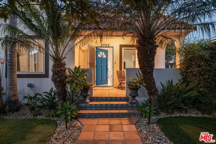 Property Photo:  3792 Colonial Avenue  CA 90066 