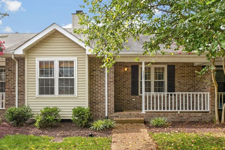 Property Photo: 137 Pepper Ridge Cir TN 37013