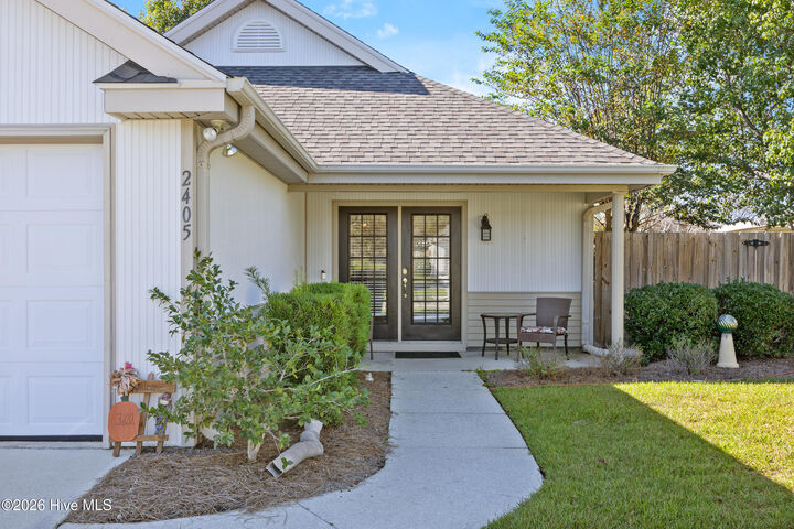 Property Photo: 2405 Sunburst Court NC 28411