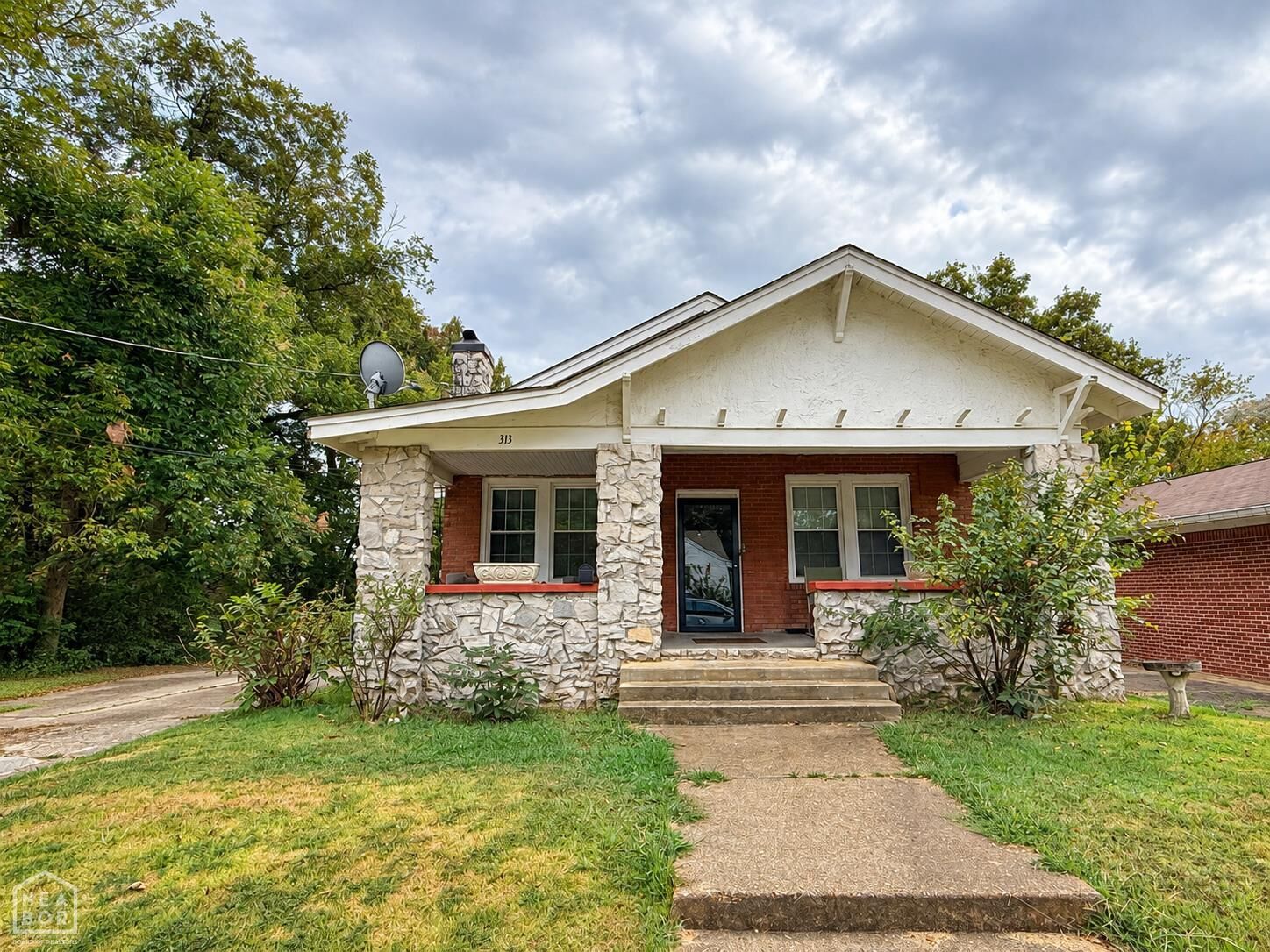 Property Photo: 313 Mallory Court AR 72401