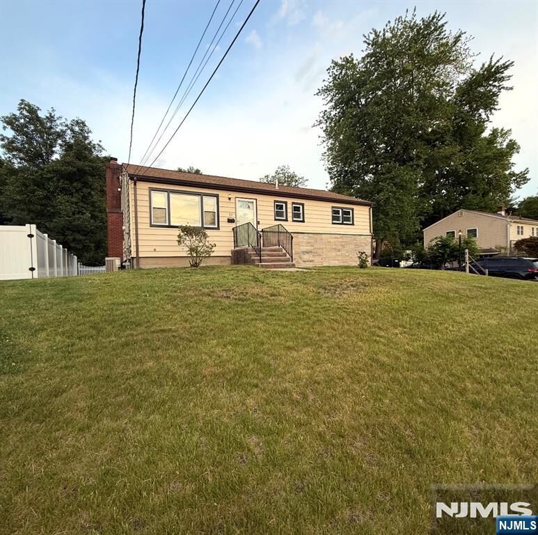 Property Photo:  23 Summer Street  NJ 07630 
