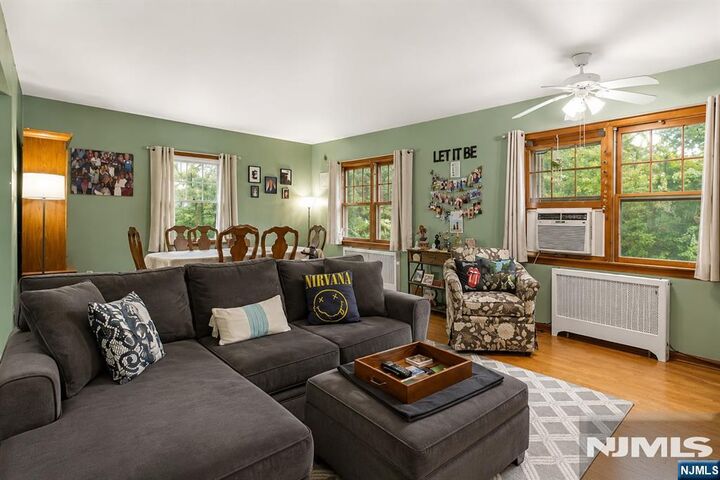 Property Photo:  340 Saddle River Road 2  NJ 07663 