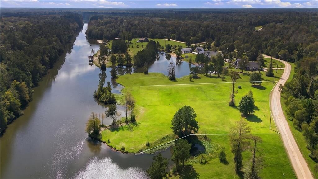 Property Photo:  7G Bushwood Estates 164 Kokomo Lane  LA 70431 
