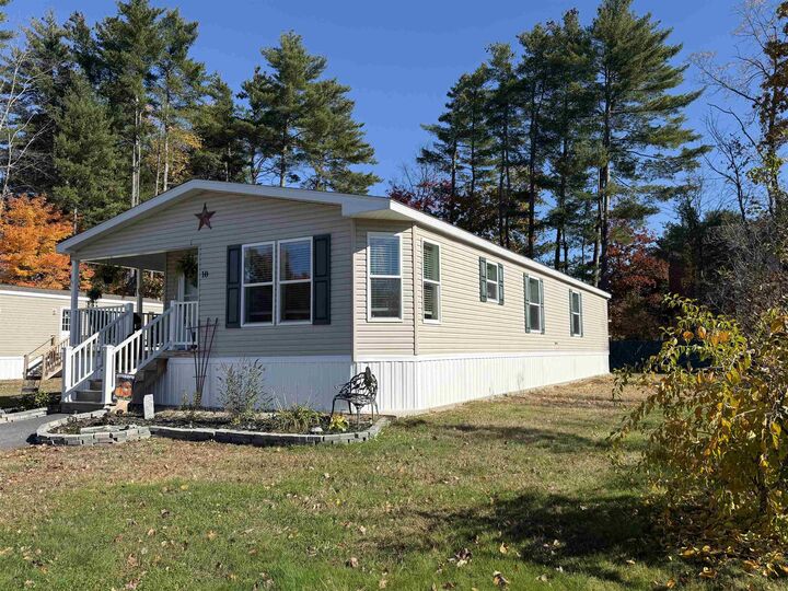 Property Photo:  10 N Emperor Drive  NH 03303 
