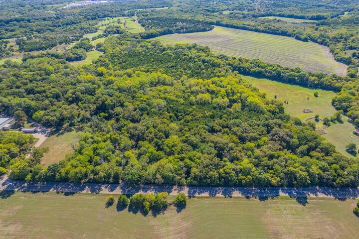 Property Photo:  660 W Beltline Road  TX 75146 