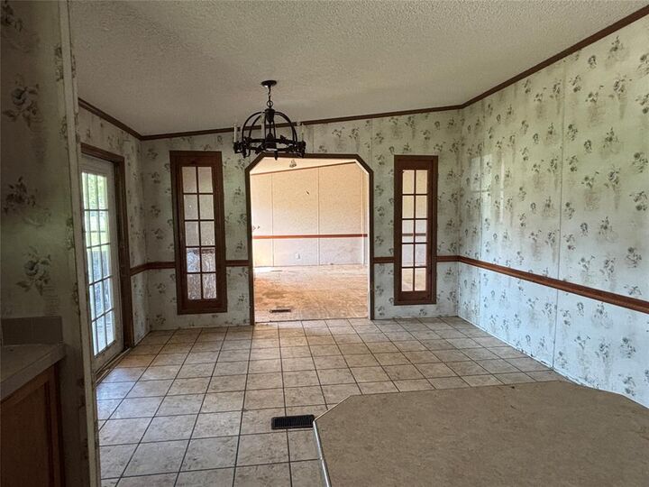 Property Photo:  9916 Larry Drive  LA 71033 
