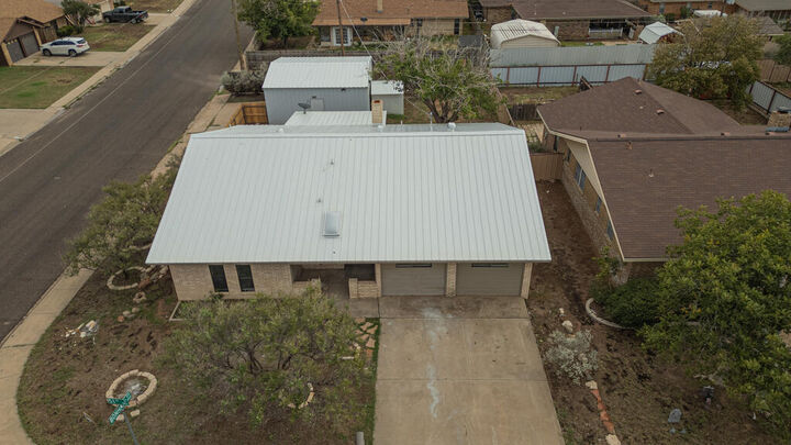 Property Photo:  1844 51st St  TX 79762 