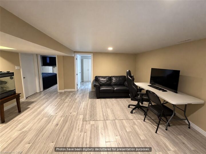 Property Photo:  134 East 24th Street Lower  ON L8V 2Y3 