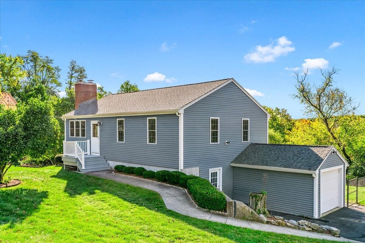 Property Photo: 20 Lincoln St MA 01529