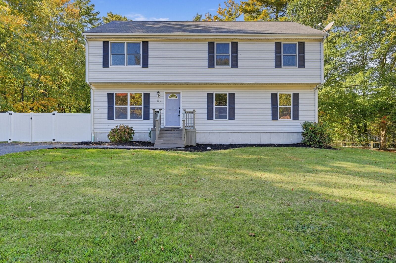 Property Photo:  305 Wren St  MA 02718 