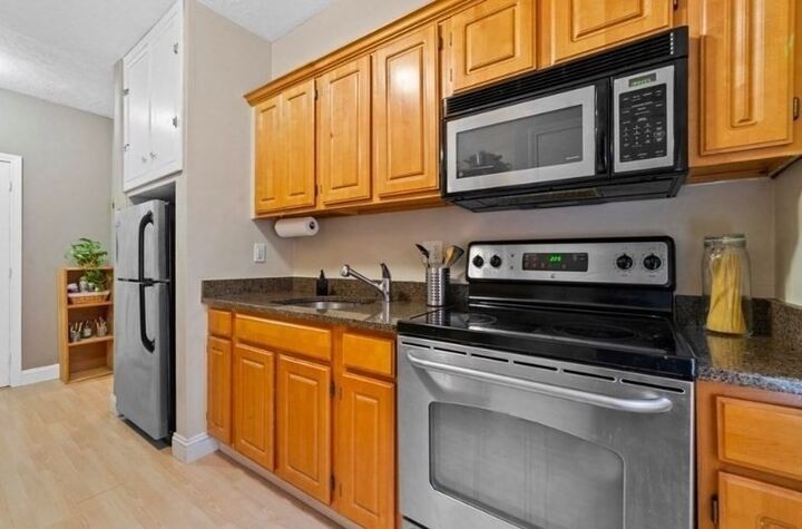Property Photo: 1810 Dorchester Ave 6A MA 02124