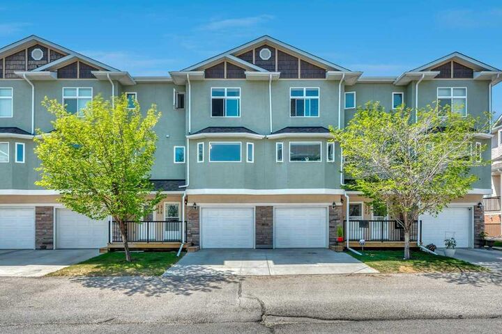 Property Photo:  318 Strathcona Circle  AB T1P 0B1 