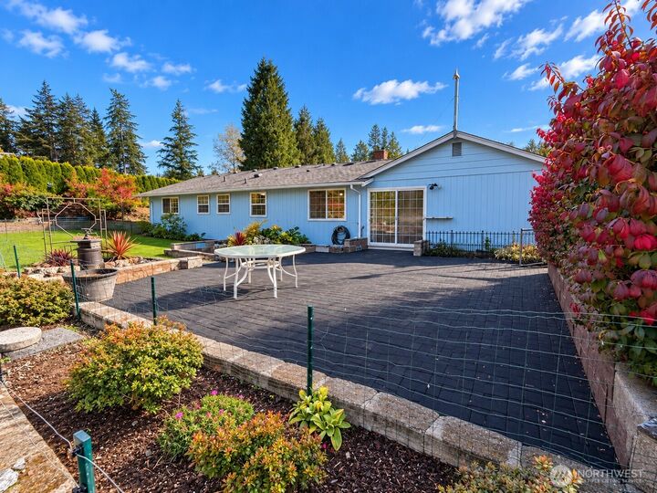 Property Photo: 4336 Birch Bay Lynden Rd. WA 98230