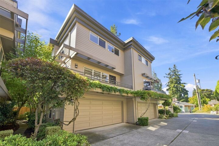Property Photo: 12506 26th Avenue NE A103 WA 98125