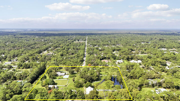 Property Photo:  17058 Alexander Run  FL 33478 