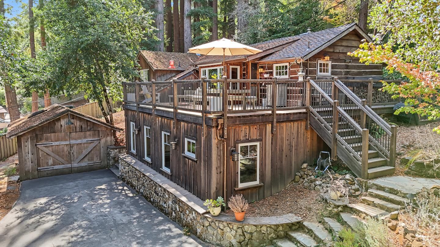 Property Photo:  252 Blakewood Way  CA 94062 