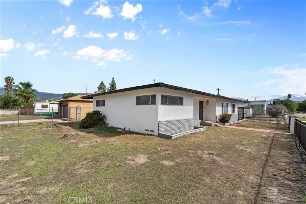 Property Photo:  1498 Goodlett  CA 92411 