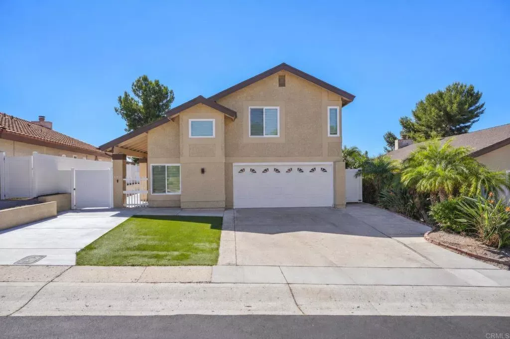 Property Photo:  10739 Villa Bonita  CA 91978 