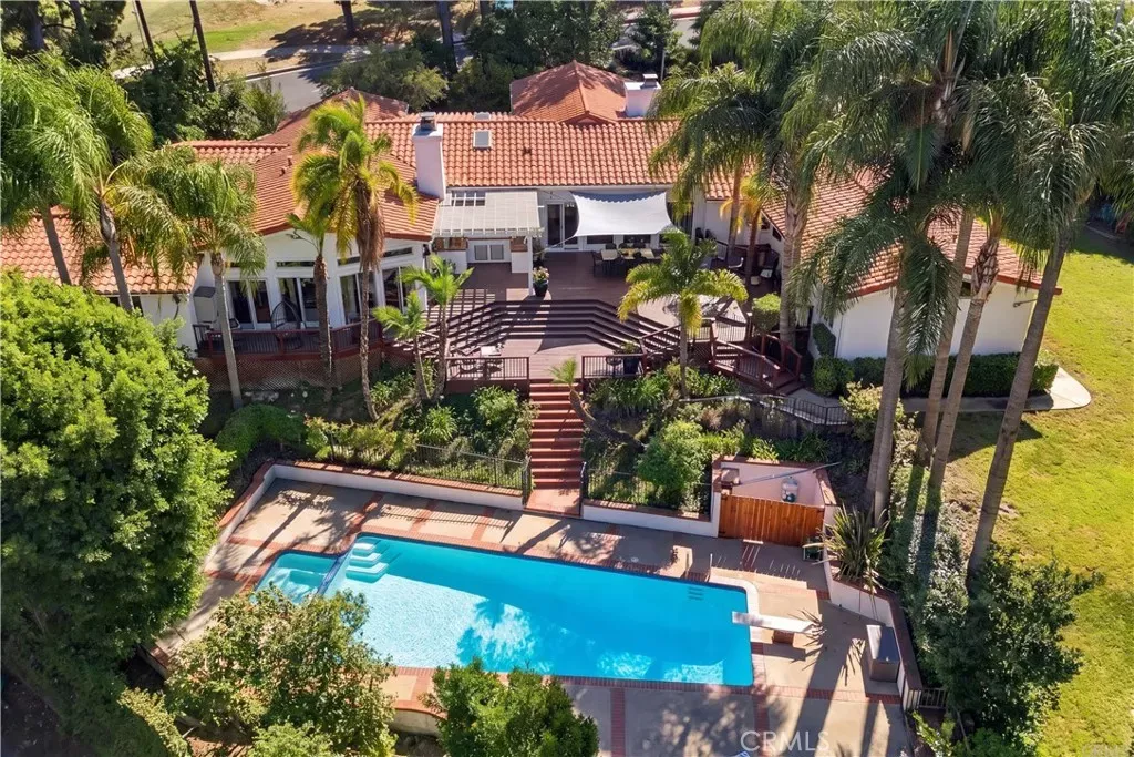Property Photo:  6201 Picardie  CA 90275 